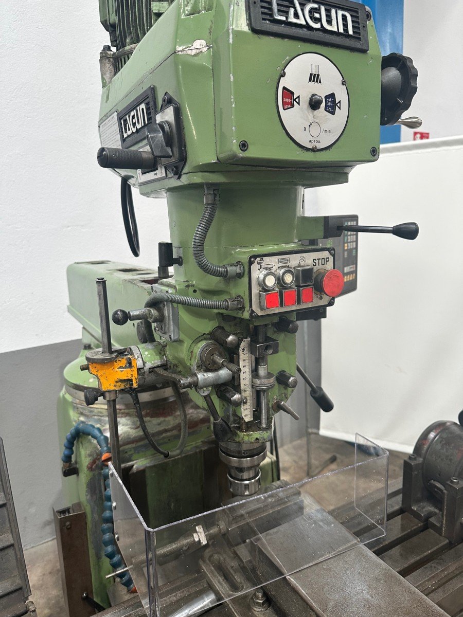 Fresadora Lagun FTV4, cabezal variable y mesa amplia - Imagen 5