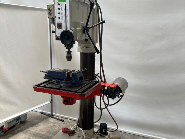 Taladro Erlo TC 32 de columna con engranajes