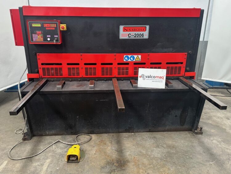 Alternative view of Nargesa C-2006 Hydraulic Shear 2030 × 6 mm with CNC Back Gauge