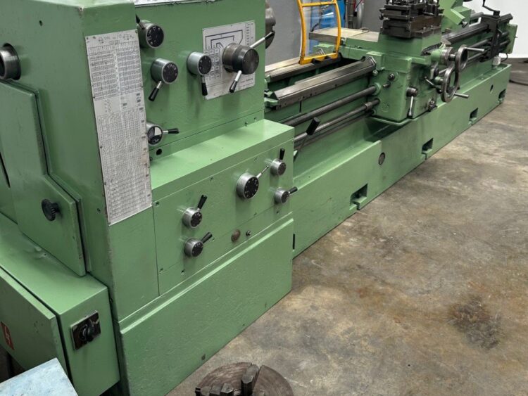 Alternative view of Gurutzpe Super M300 Lathe – 3000 mm