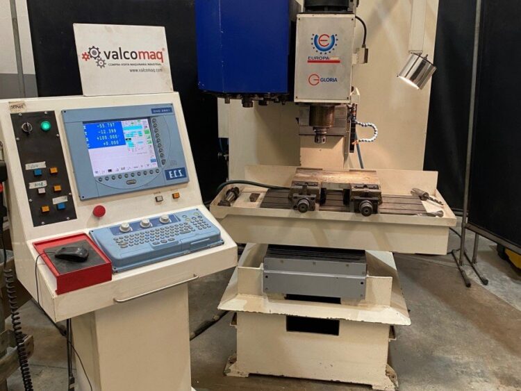 Centro de Mecanizado Gloria modelo Europa con CNC ECS 2801