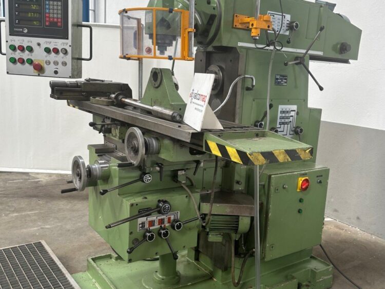 Alternative view of Fresadora Universal CME FU3 CM con carnero móvil