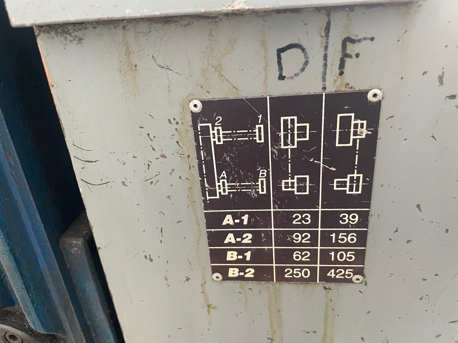 Seny D-44 EH Hydraulic Thread Rolling Machine with 2 Rolls - Image 10
