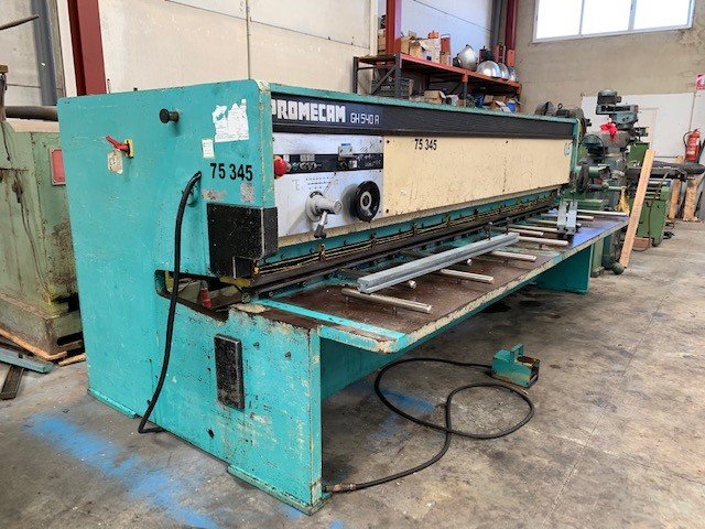 Cizalla Guillotina Hidráulica Amada Promecam GH 540 de 4040 x 5 mm