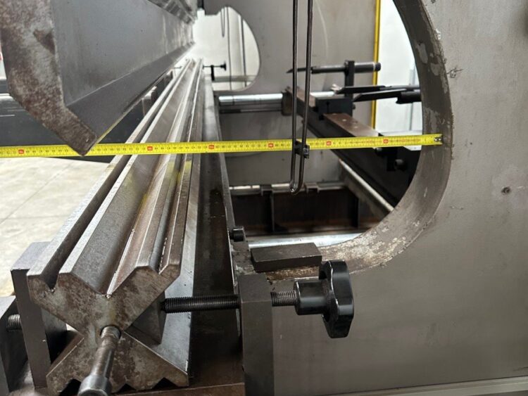 Alternative view of Casanova XCN 20/300 Hydraulic Press Brake 4100 mm 300Tns