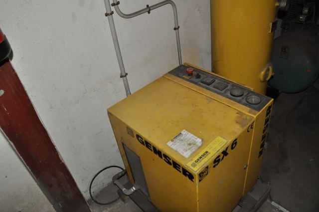 Alternative view of Compresor de Tornillo SX6 de 5 CV con Secador Integrado