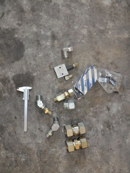 Alternative view of Lote de Material Neumático