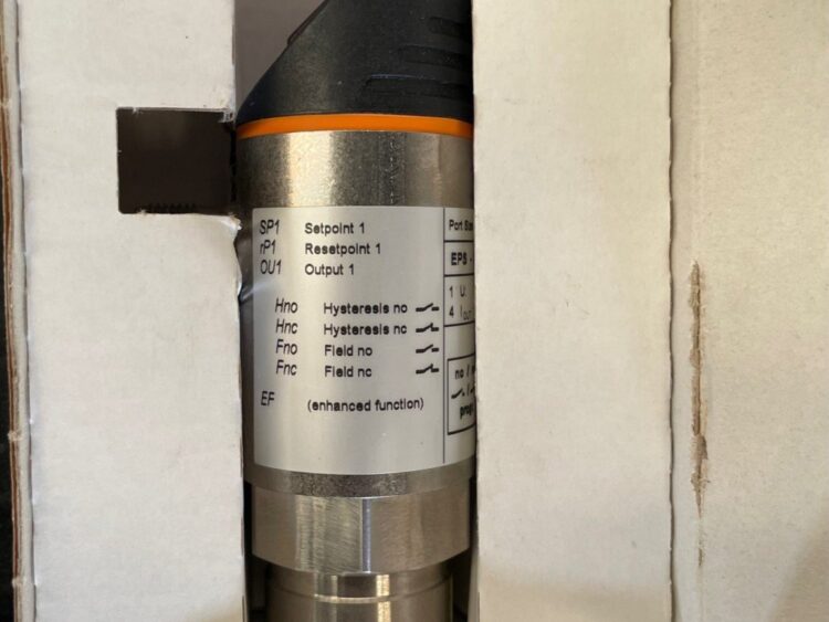 IFM Efector PN5004 PN-010-RBR Pressure Sensors (2 Units)