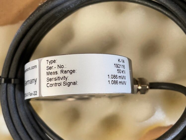 Alternative view of Encoder Tipo K-14 Rango 50 kN con Sensibilidad 1.086 mV/V