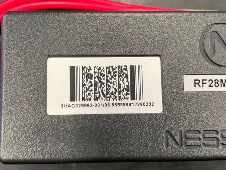 Alternative view of Unidad Condensador ABB 3HAC025562-001 DSQC 655 para IRC5