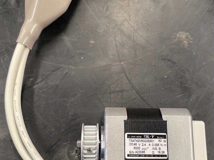 Servomotor Tamagawa Seiki TBL-V TS4742N5022E601 de 50 W