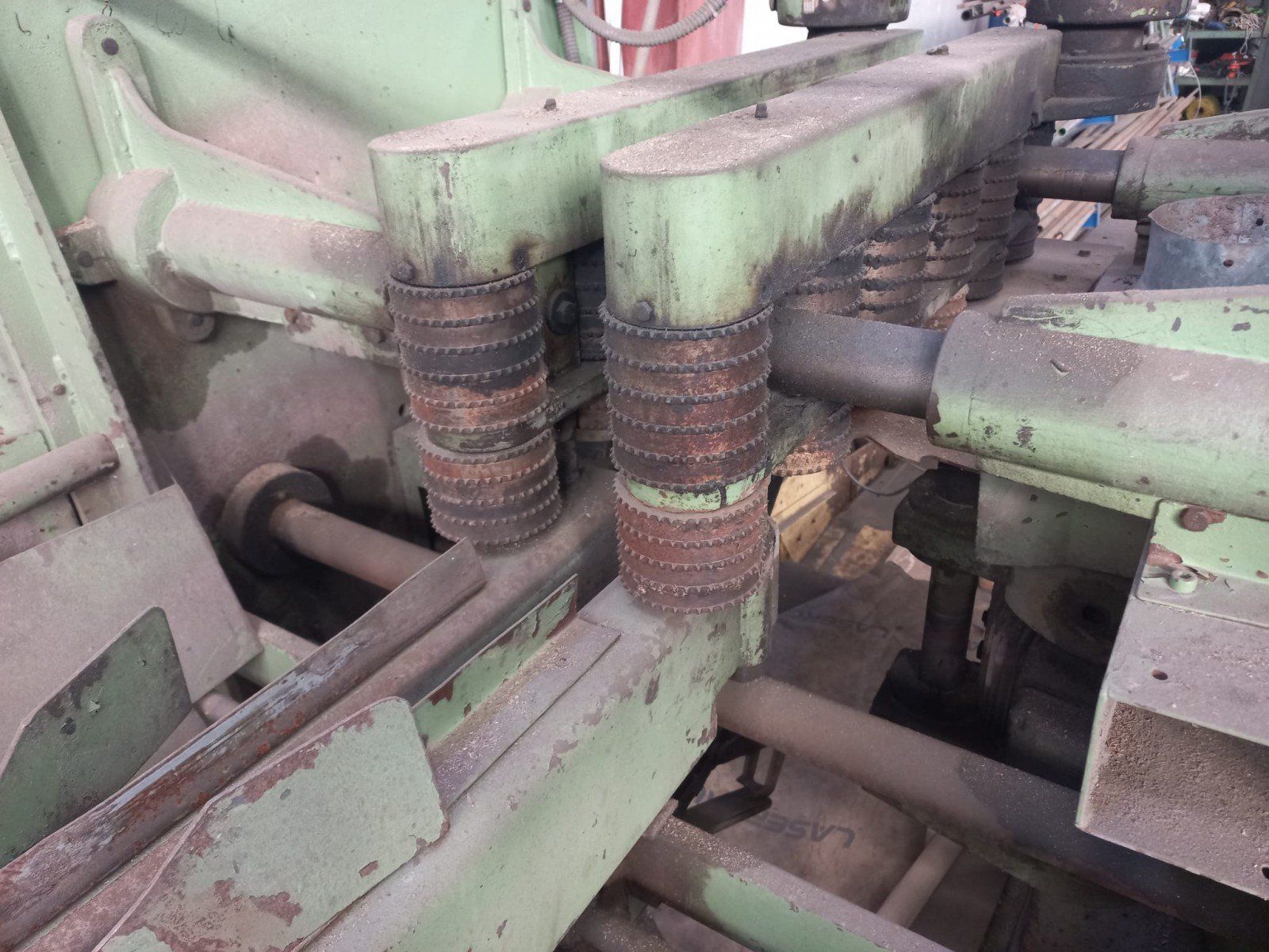 Escuadradora de 3 Caras Bonany B12 D con Módulos de Corte y Discos de Widia - Imagen 6