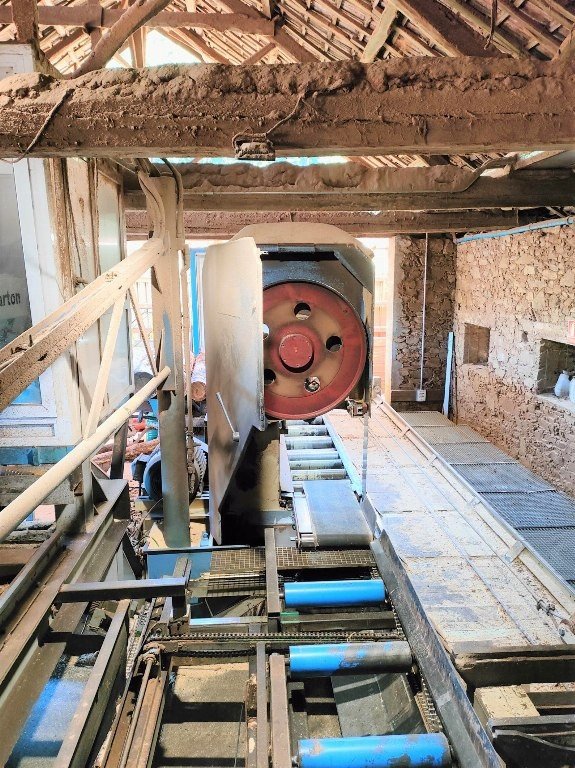 Conjunto de Carro–Charriot Jocar 30P900 con Sierra de Cinta Bicorte 1250/165 + Cabina Cerrada - Imagen 3