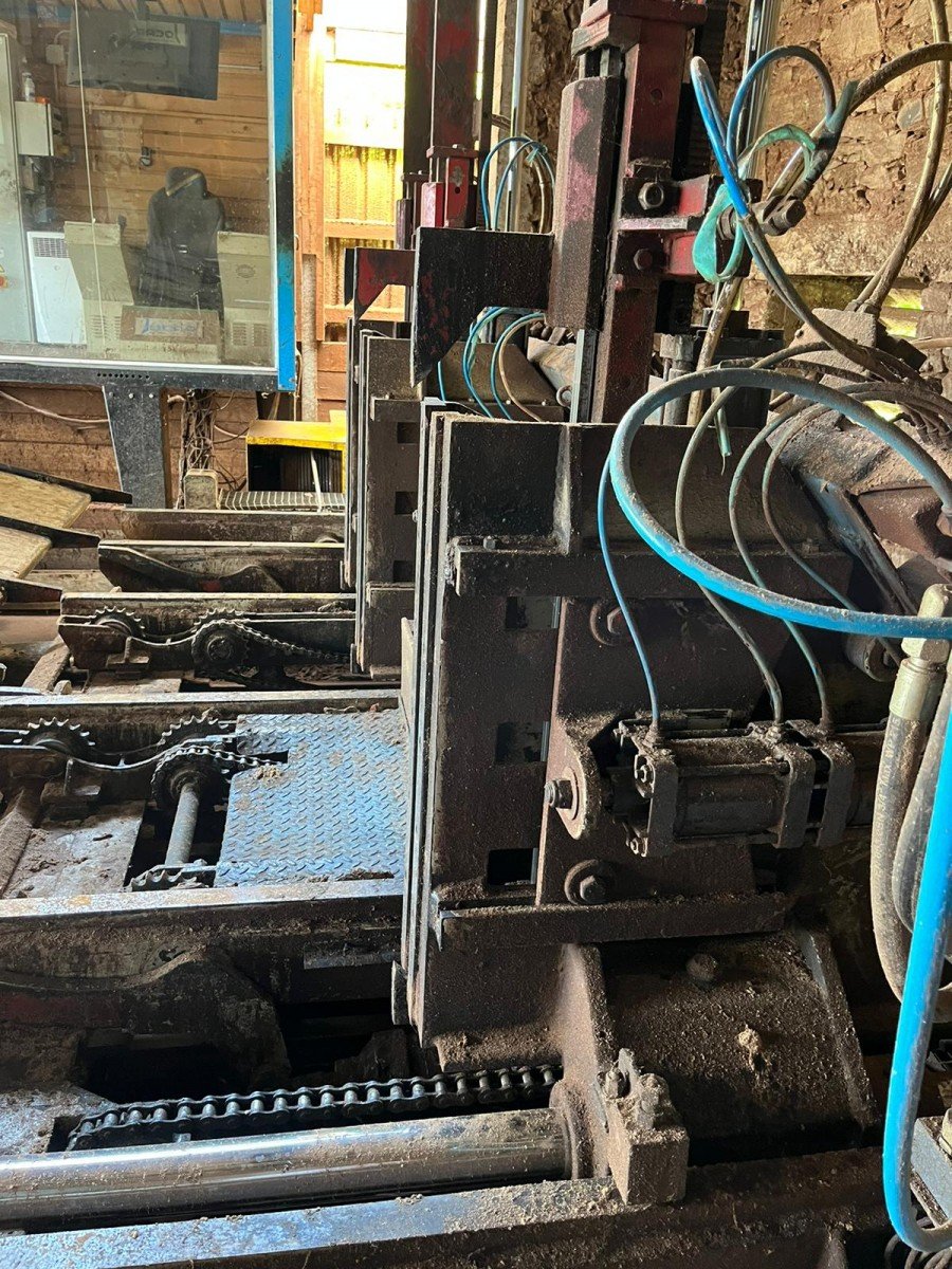 Conjunto de Carro–Charriot Jocar 30P900 con Sierra de Cinta Bicorte 1250/165 + Cabina Cerrada - Imagen 13