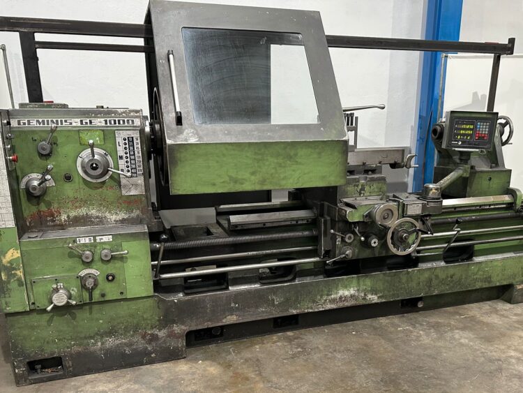 Torno Geminis GE 1000 de 2000 mm entre Puntos con Visualizador de Cotas