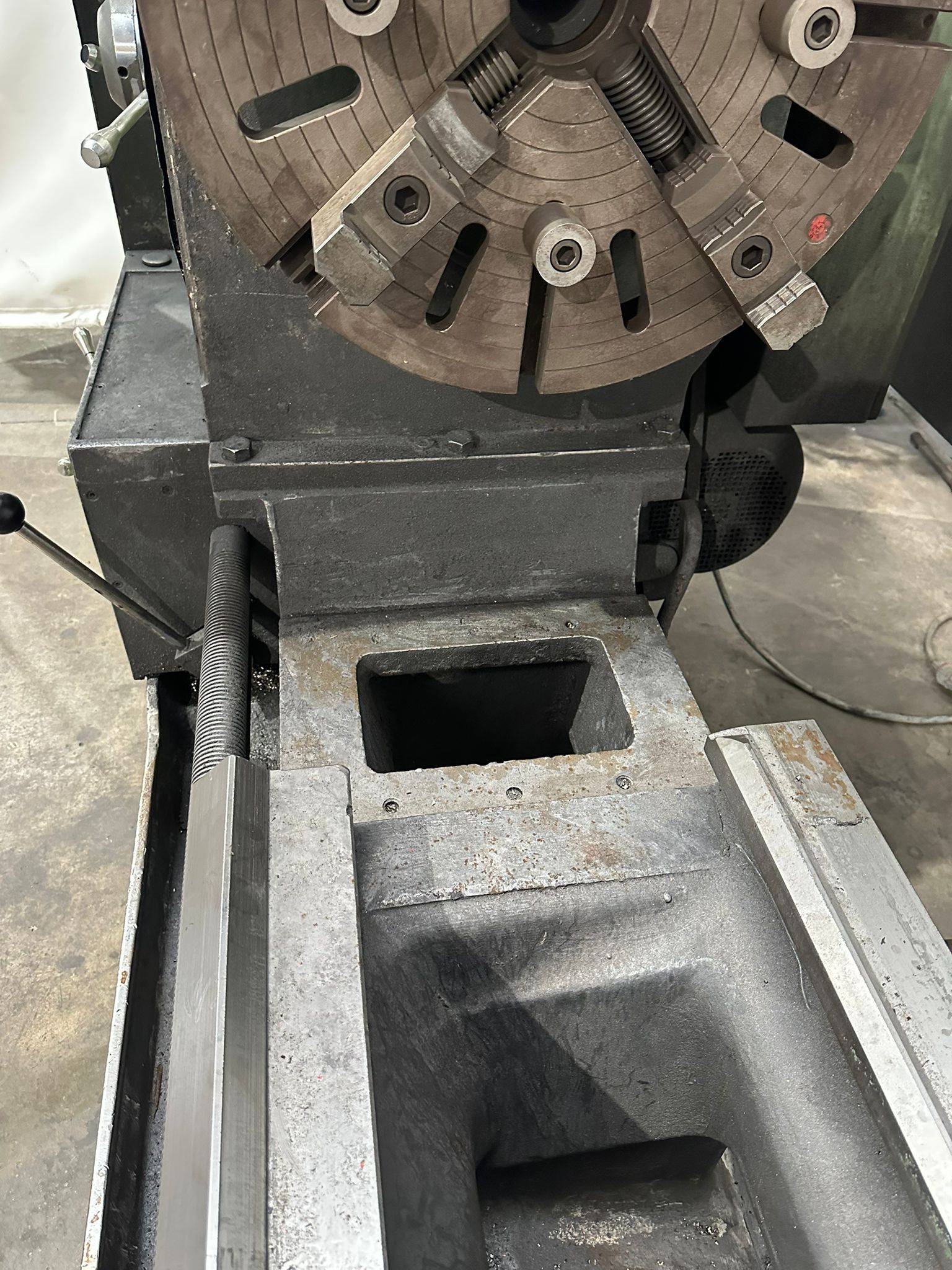 Torno Geminis GE 1000 de 2000 mm entre Puntos con Visualizador de Cotas - Imagen 8