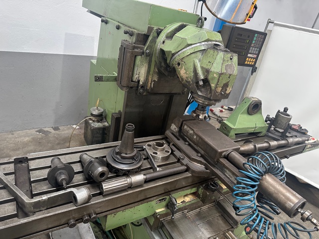 Alternative view of Fresadora Universal CME FU3L con Cabezal Huron ISO 50 y Visualizador Fagor