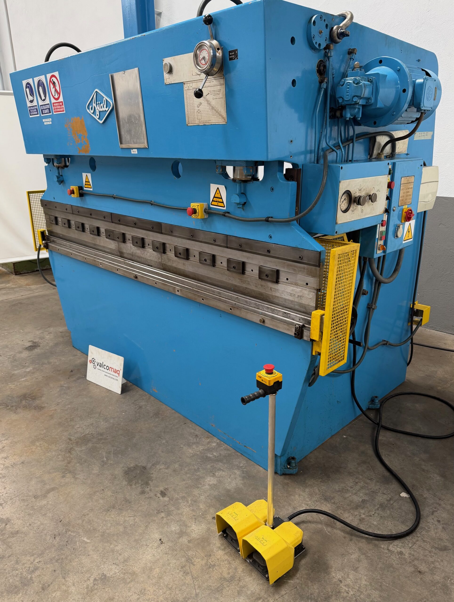 Ajial PPH 65T Hydraulic Press Brake 2550 mm - Image 3