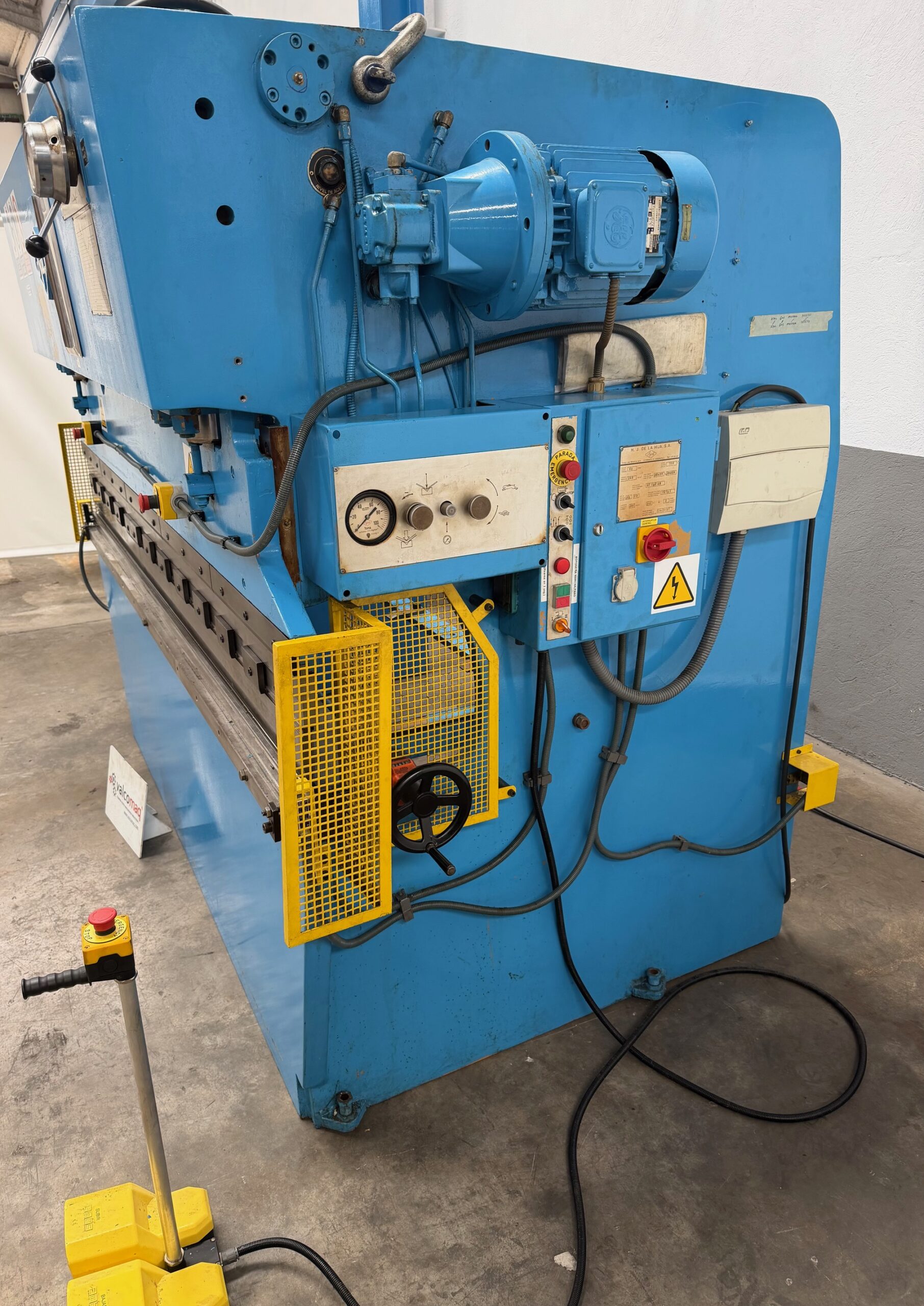 Ajial PPH 65T Hydraulic Press Brake 2550 mm - Image 2