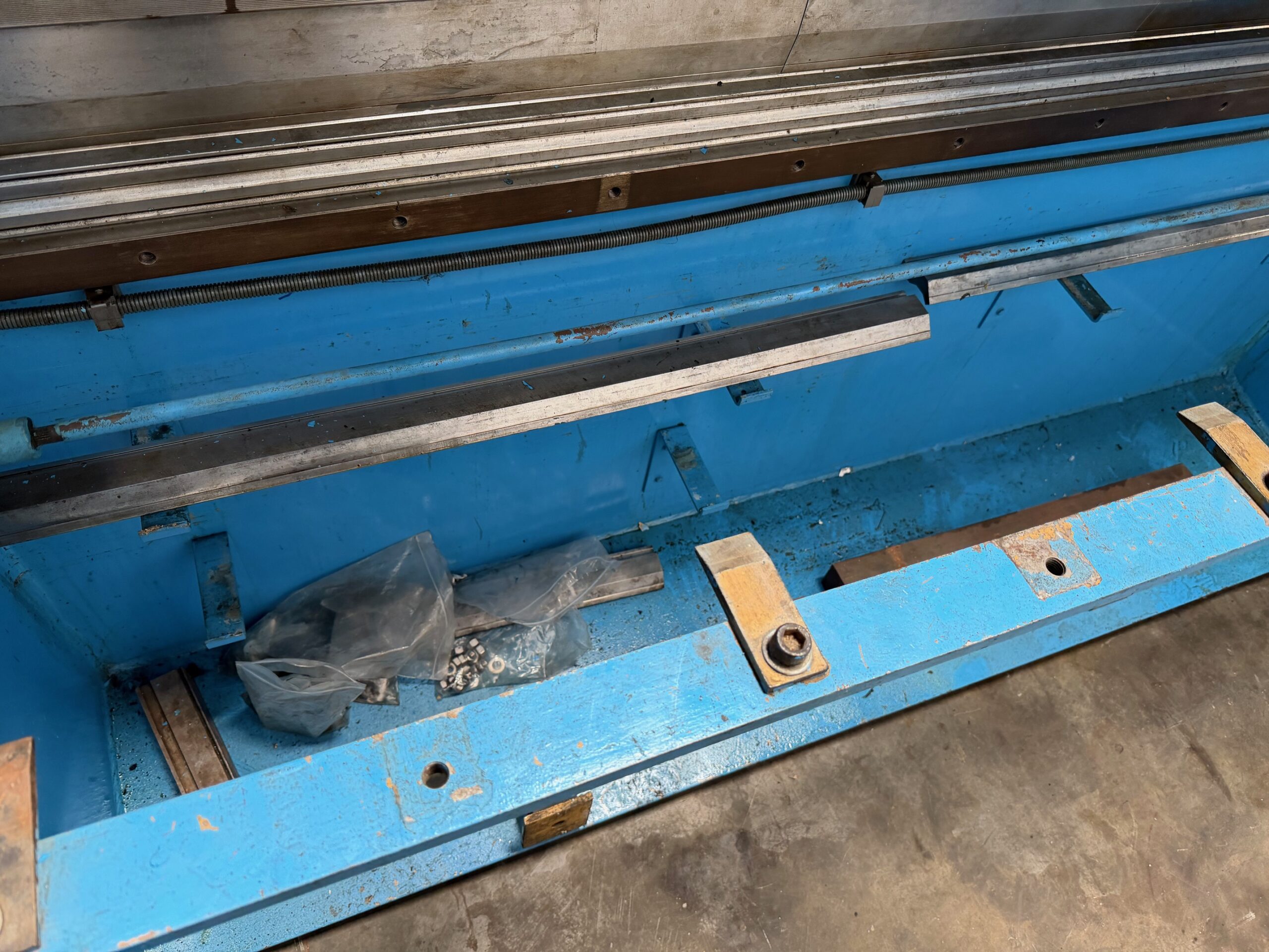 Ajial PPH 65T Hydraulic Press Brake 2550 mm - Image 5