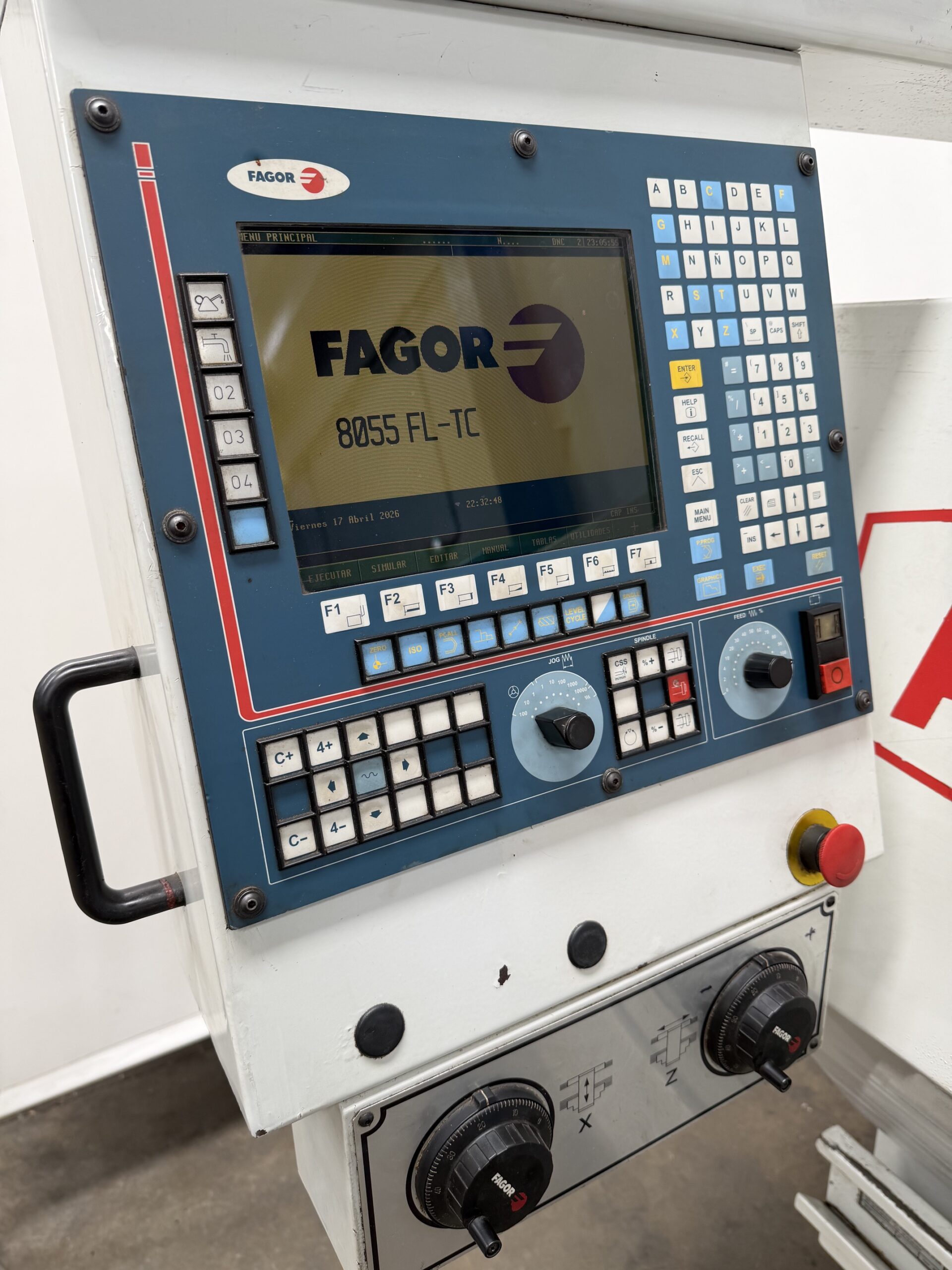 Torno CNC Pinacho Taurus-260 con Control Fagor 8055 - Imagen 6