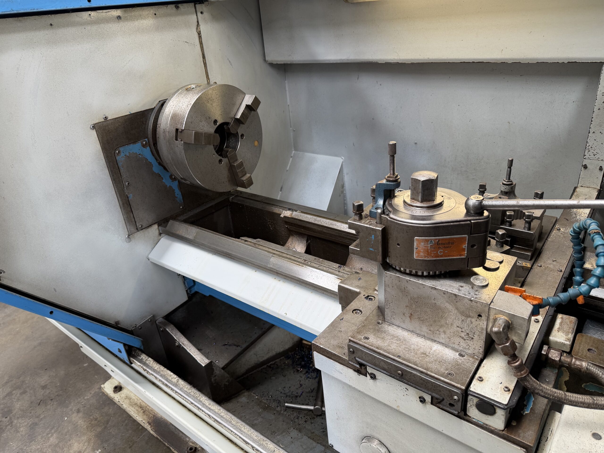 Torno CNC Pinacho Taurus-260 con Control Fagor 8055 - Imagen 7
