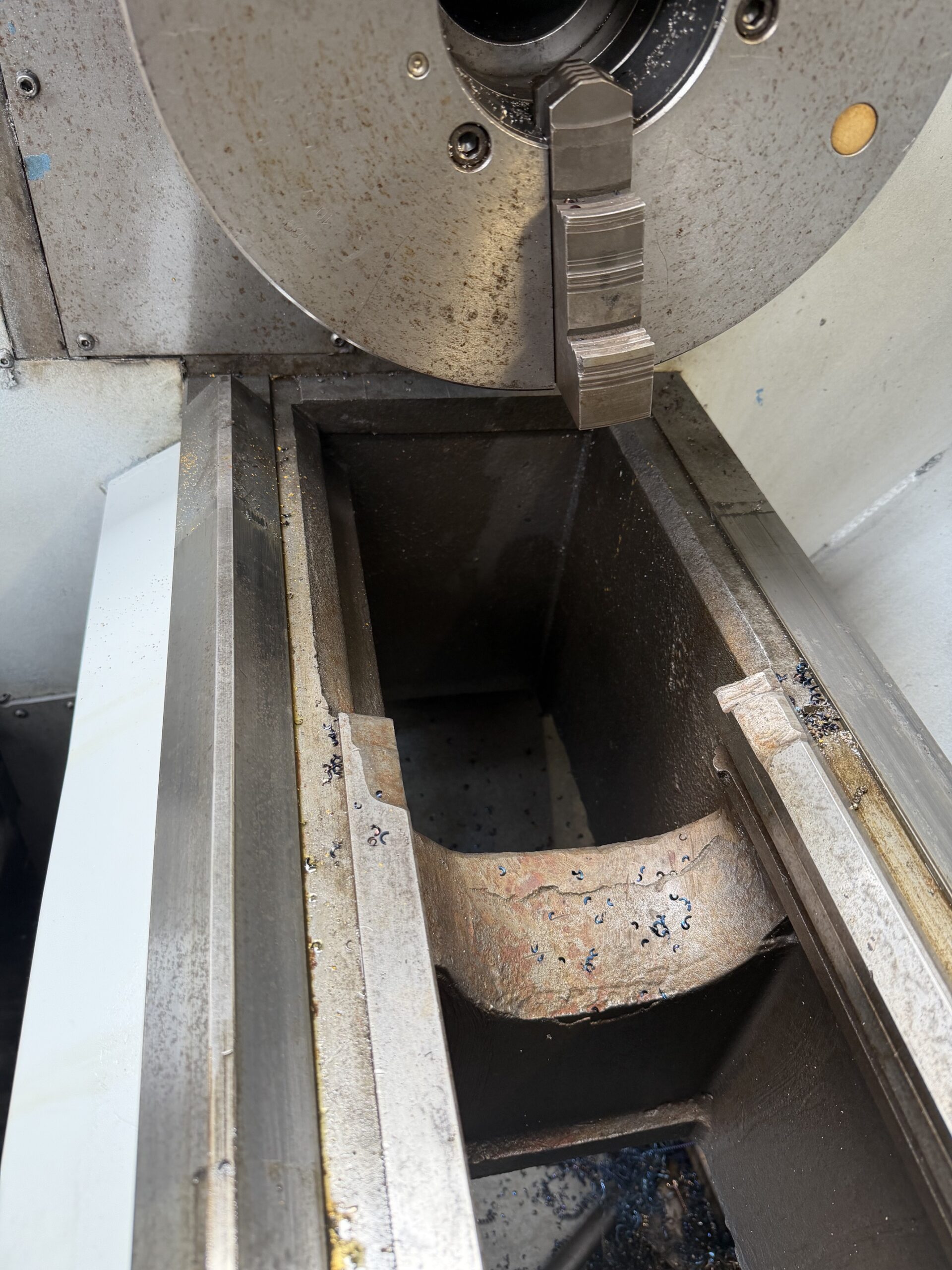 Torno CNC Pinacho Taurus-260 con Control Fagor 8055 - Imagen 8