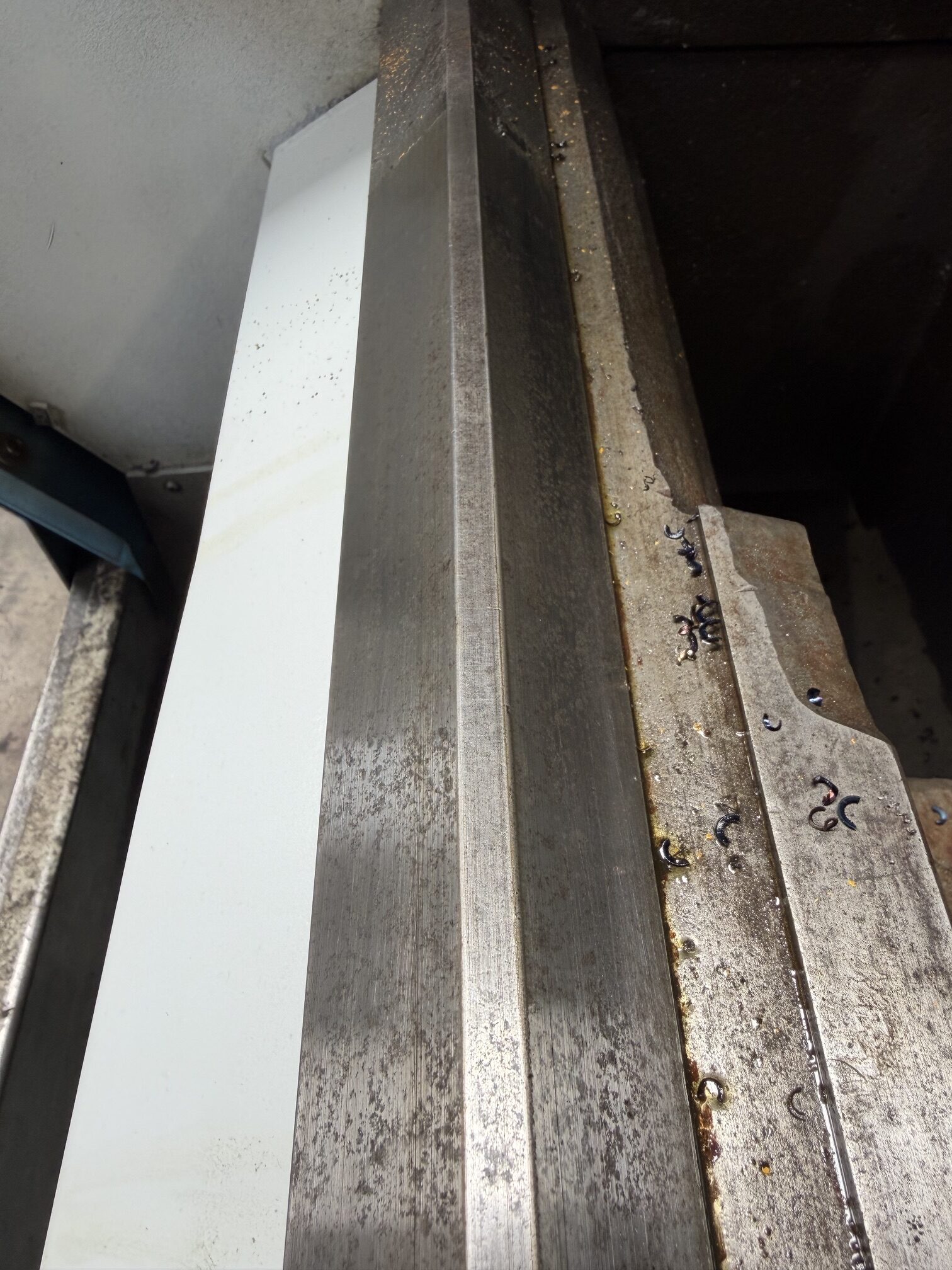 Torno CNC Pinacho Taurus-260 con Control Fagor 8055 - Imagen 4