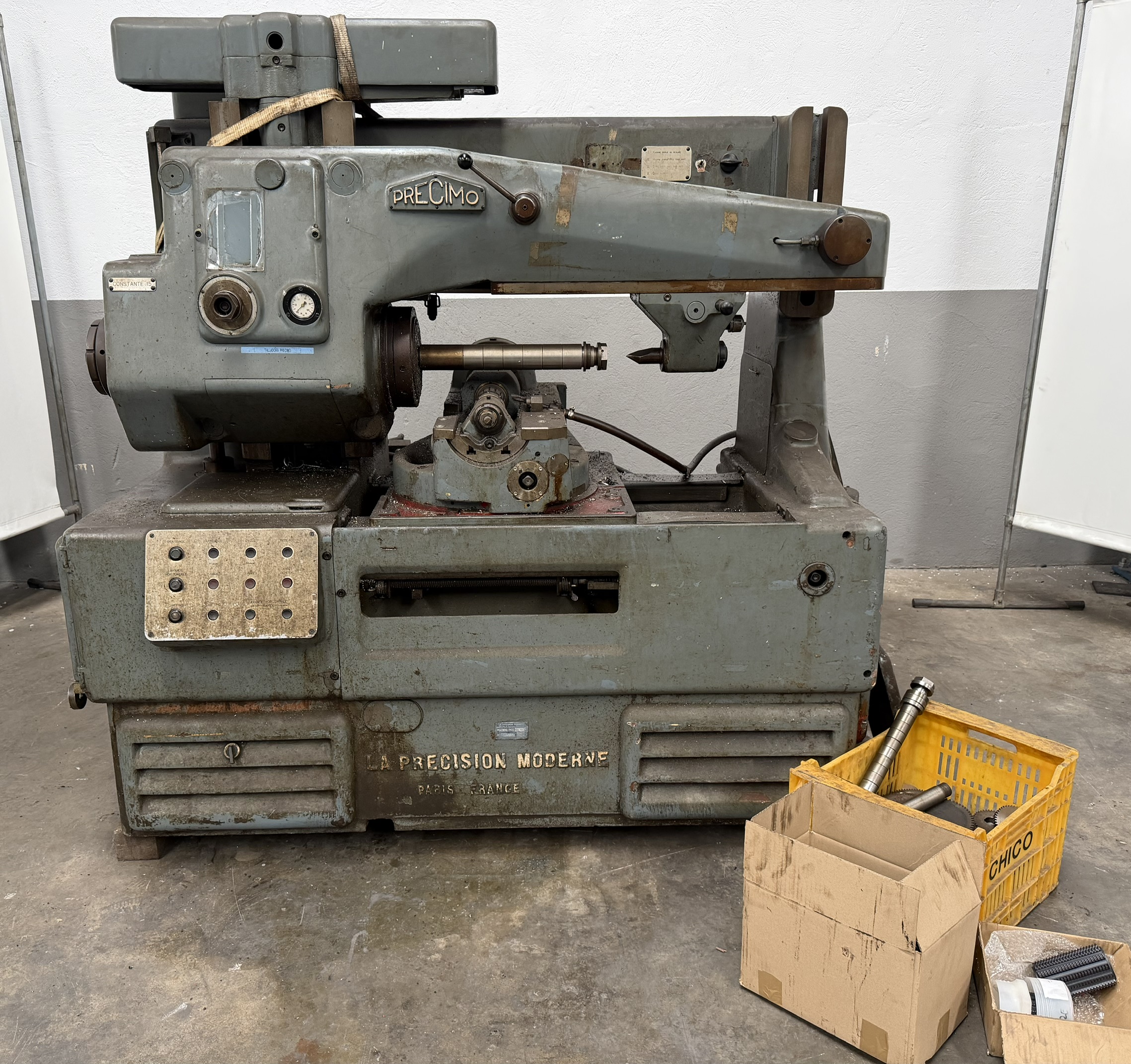 Precimo HR 3-ND-15 Horizontal Gear Hobbing Machine