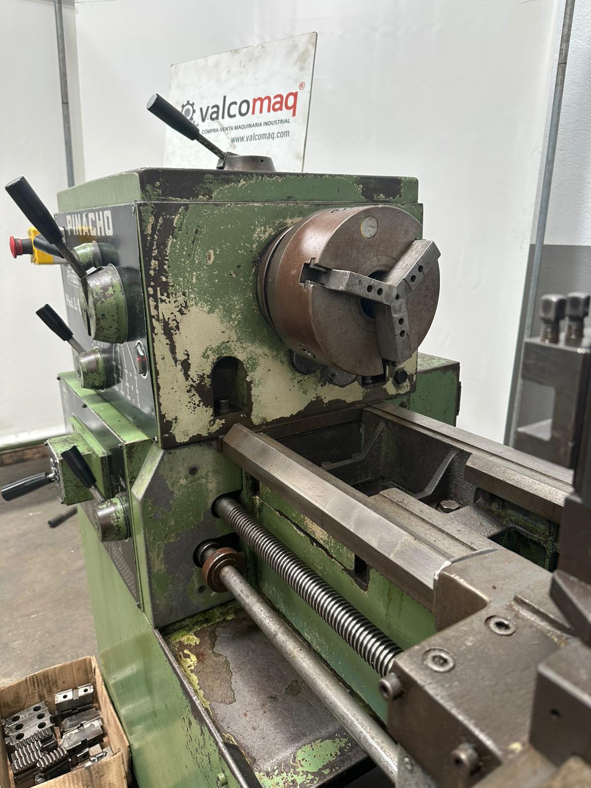 Torno Pinacho L1 200 × 1150 mm con Luneta Fija y Móvil - Imagen 5