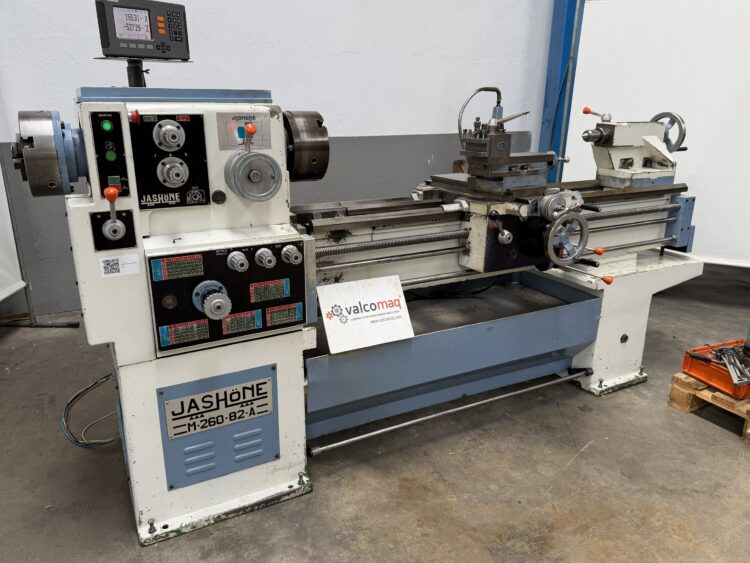 Alternative view of Torno Jashone M 260-82-A × 1500 mm con Visualizador Heidenhain
