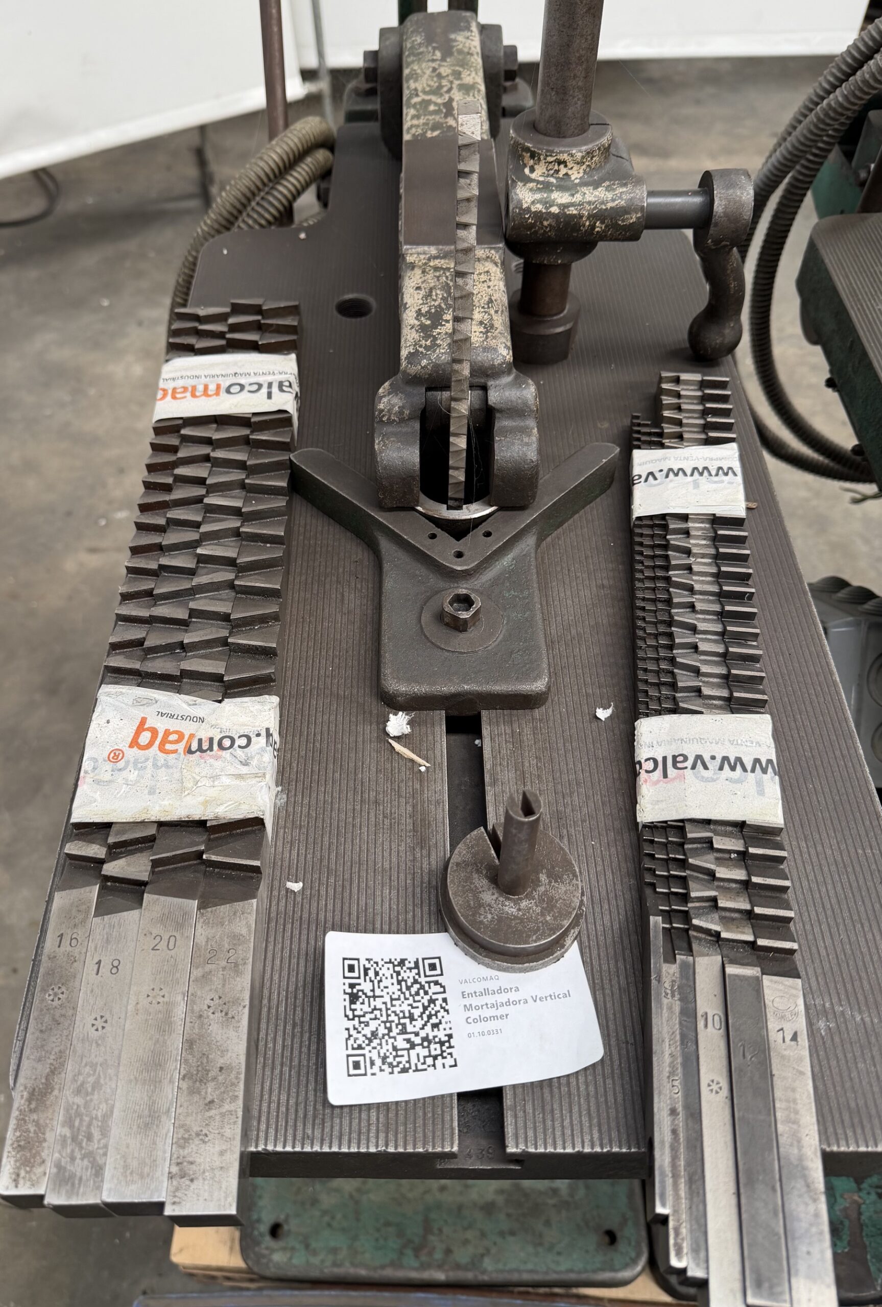 Colomer Vertical Broaching / Slotting Machine for Keyways