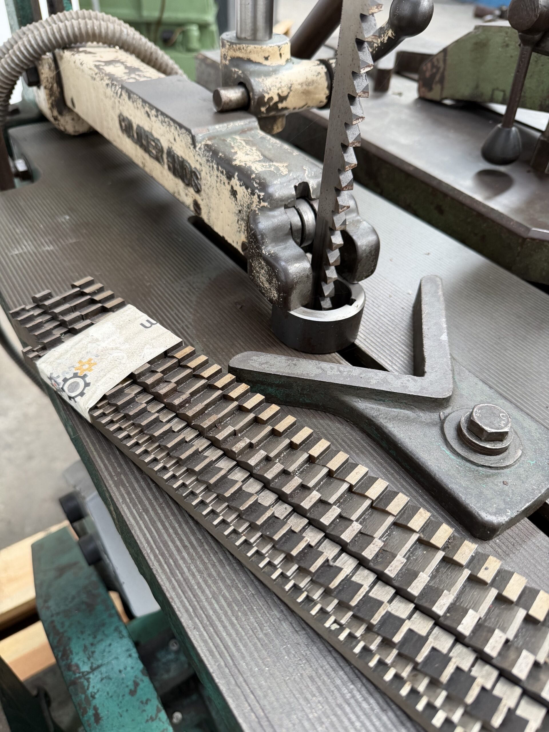 Colomer Vertical Slotting / Keyway Broaching Machine - Image 6