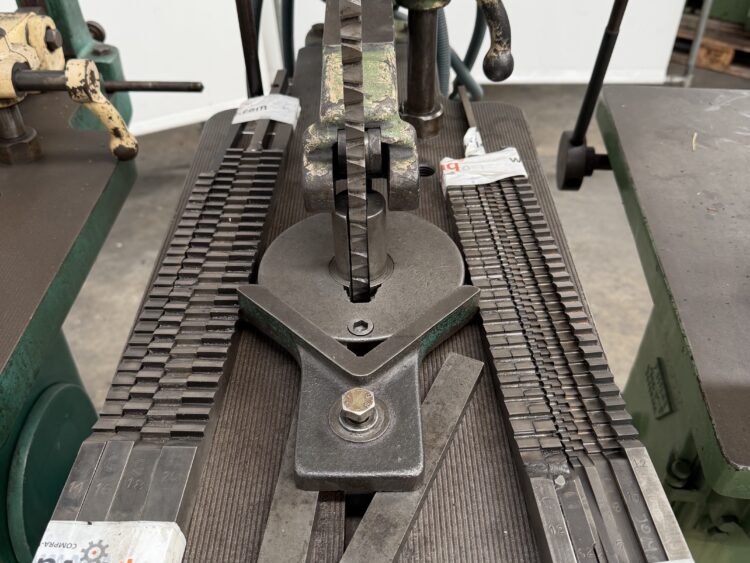Colomer Vertical Slotting / Keyway Broaching Machine