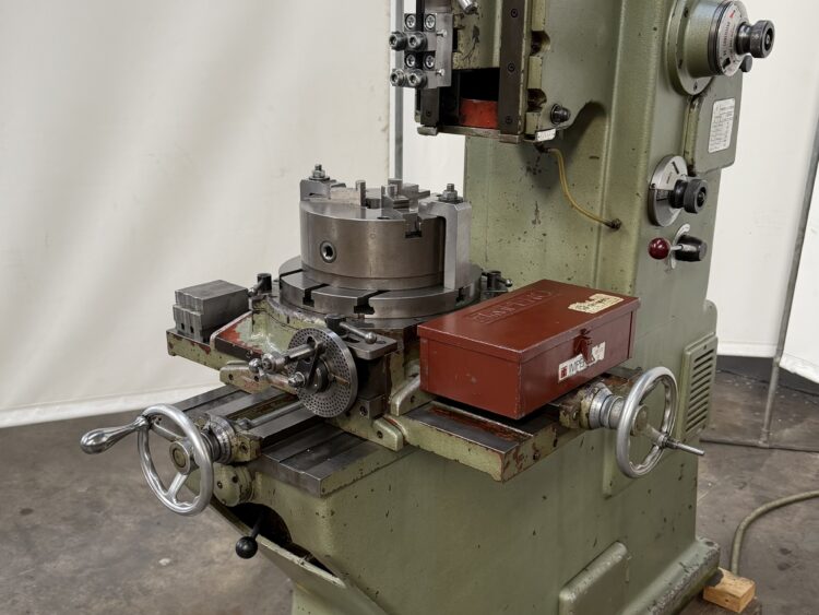 Cincinnati M127 Slotting Machine with Integrated Dividing Table
