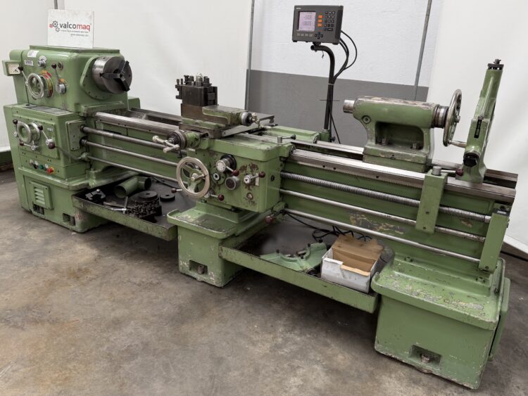 Alternative view of Torno Tor D500 × 2000 mm con Visualizador Heidenhain