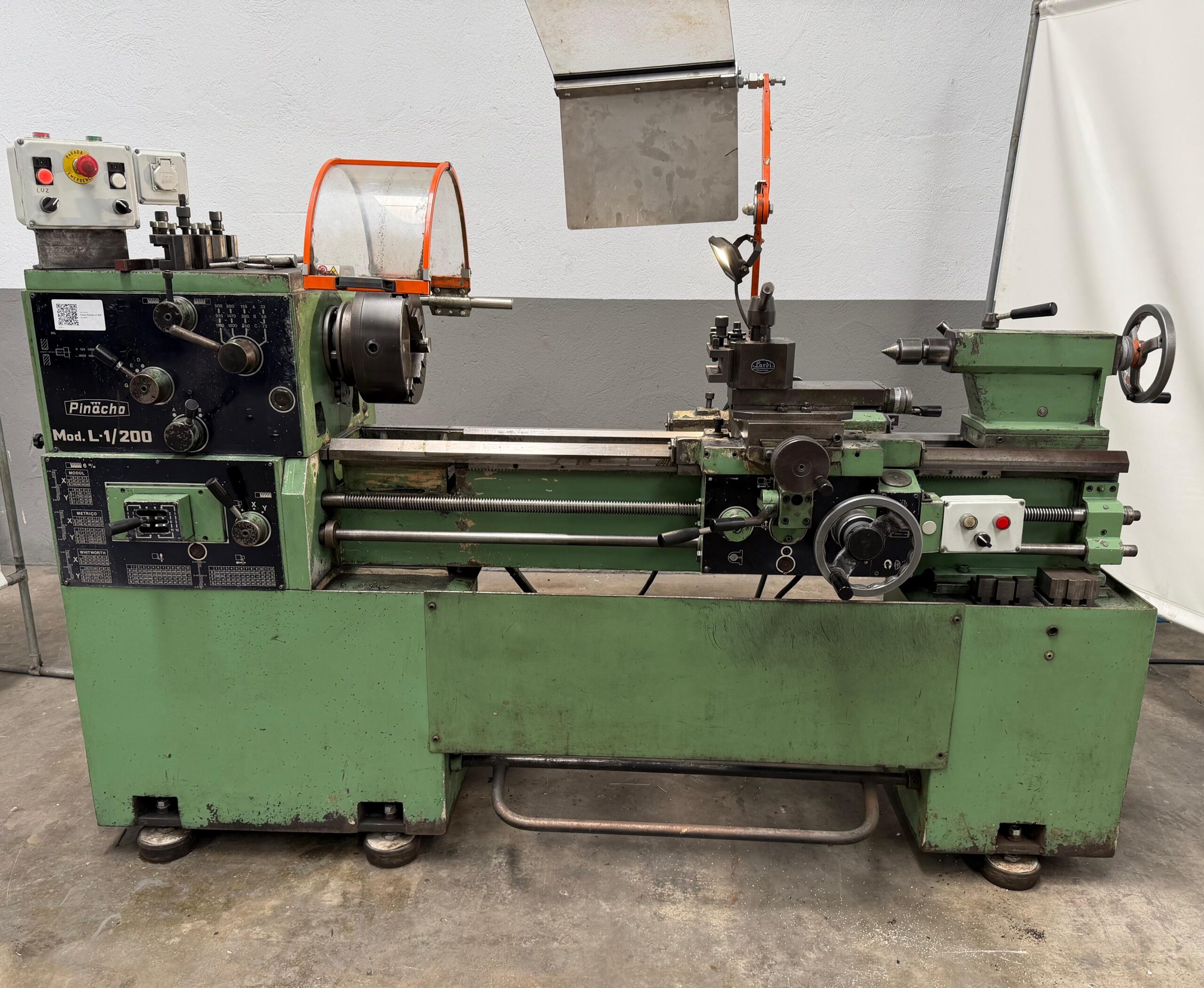 Torno Pinacho L1 200 de 1100 mm entre Puntos