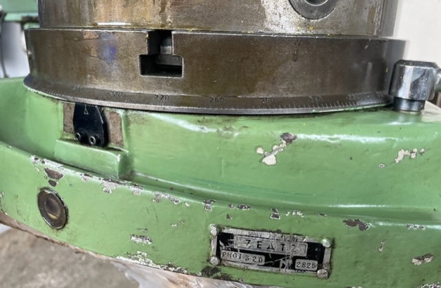 Zeatz PHGI 320 Universal Plain Dividing Head with 300 mm 3-Jaw Chuck - Image 3