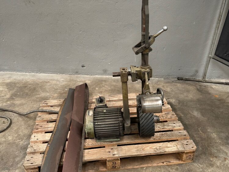 Brazo de Lijado y Pulido para Torno con Motor de 4 CV