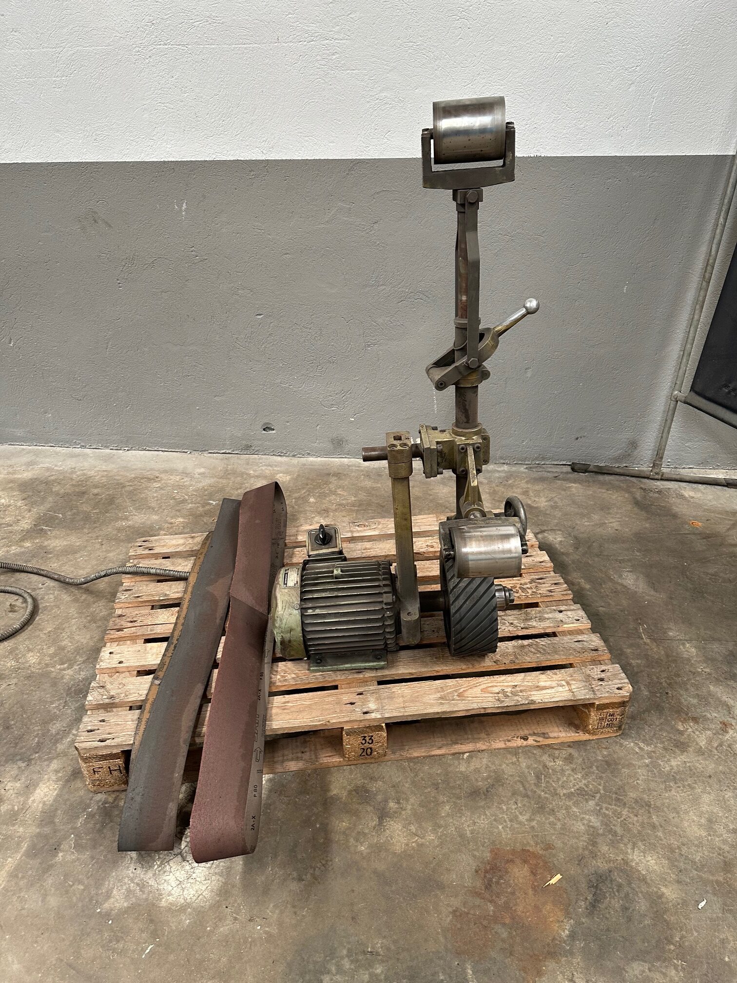 Brazo de Lijado y Pulido para Torno con Motor de 4 CV