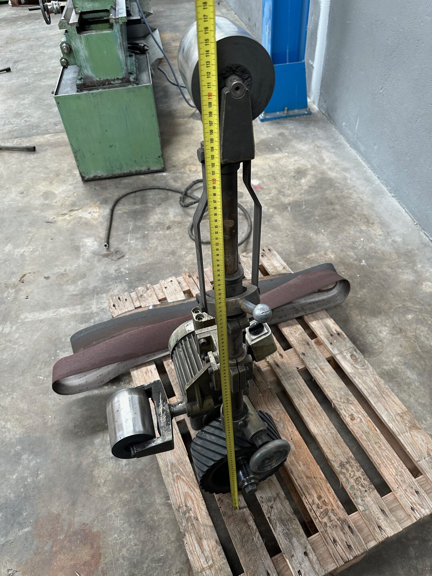 Brazo de Lijado y Pulido para Torno con Motor de 4 CV - Imagen 4