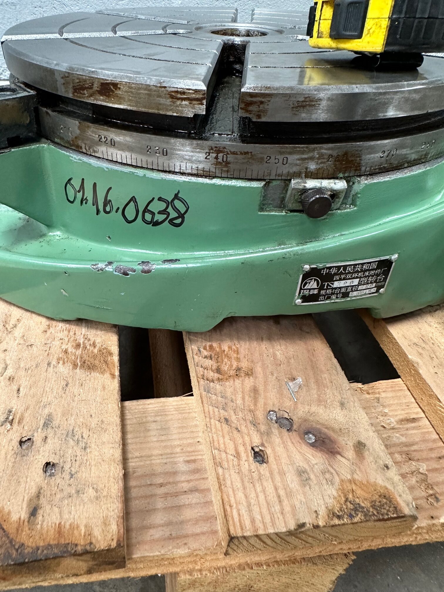 New Plain Dividing Table with 320 mm Faceplate - Image 2
