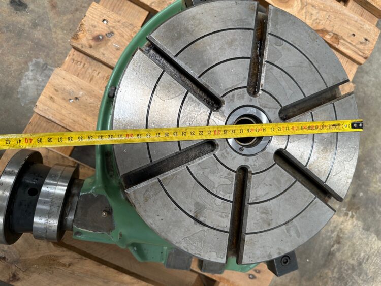Alternative view of New Plain Dividing Table with 320 mm Faceplate