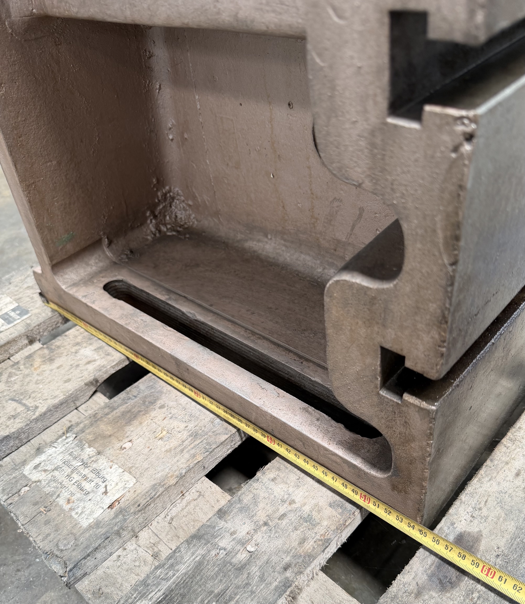 Cast Iron Slotted Angle Plates 400 × 400 × 550 mm (2 Units) - Image 7