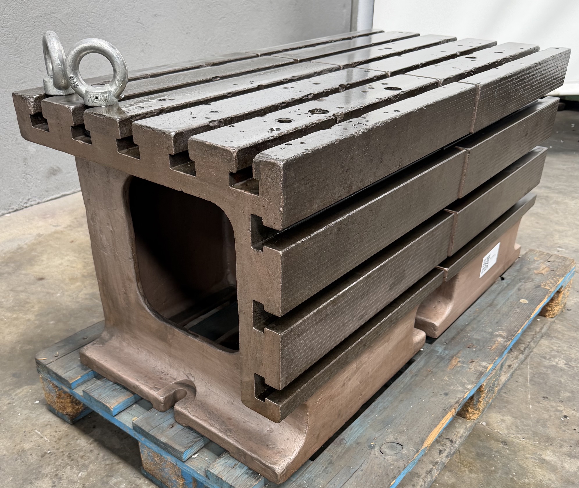 Cast Iron Slotted Box Tables 550 × 550 × 550 mm (2 Units) - Image 2