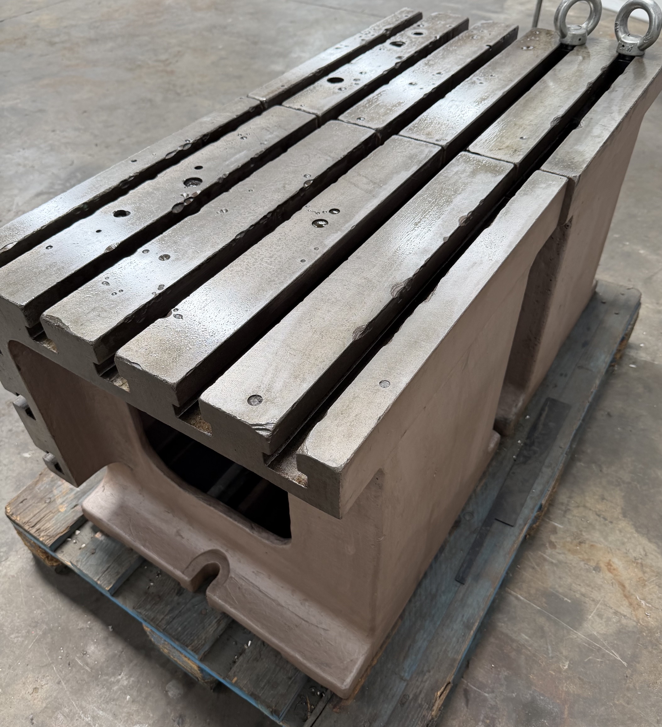 Cast Iron Slotted Box Tables 550 × 550 × 550 mm (2 Units) - Image 4
