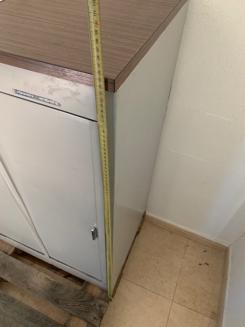 Industrial Metal Storage Cabinet with Shelves 1200 × 470 × 1030 mm - Image 4