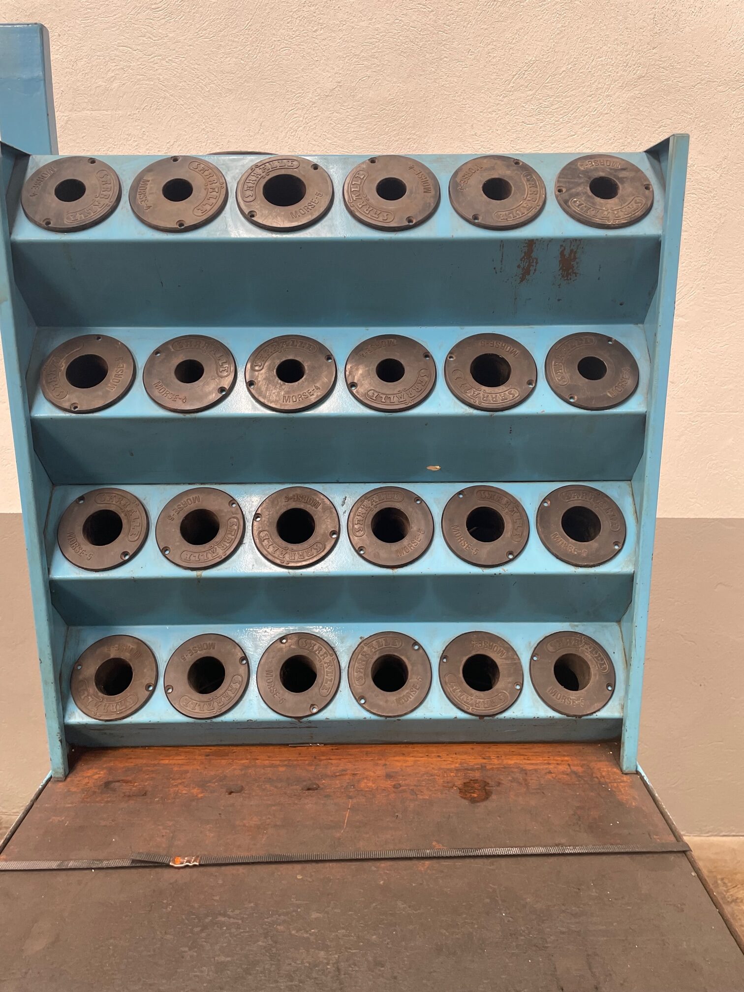Sarralle Metal Cabinet for Milling Machine with 30 ISO 40 Tool Holders - Image 3
