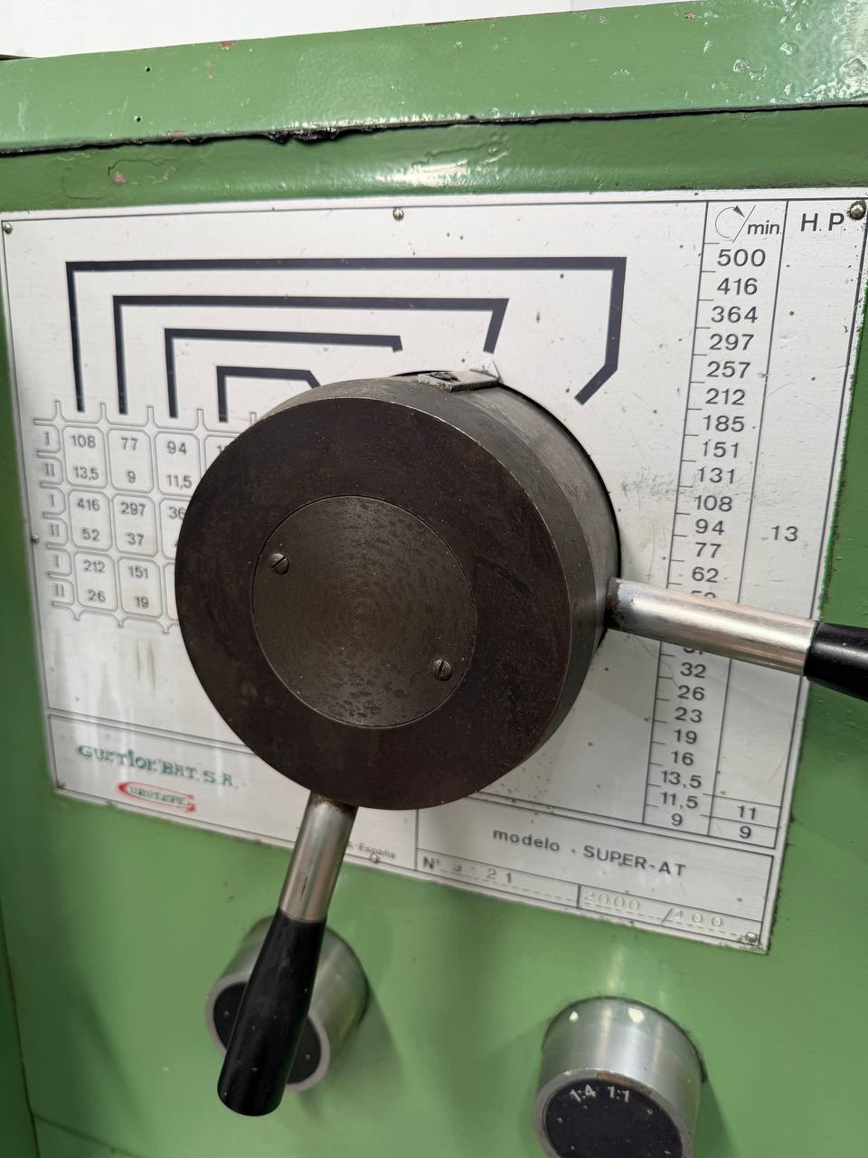Gurutzpe Super AT 400/2000 Centre Lathe with Digital Readout - Image 6
