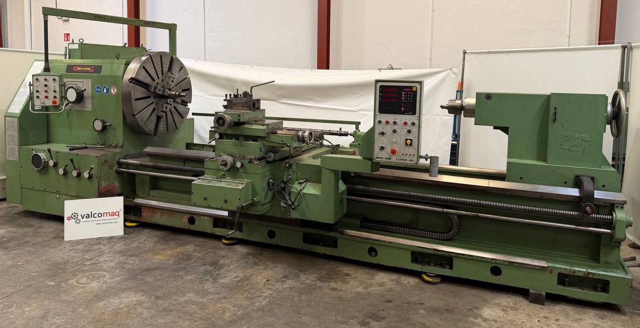 Gurutzpe Super BT 600 Centre Lathe 3000 mm with DRO and Copying Attachment